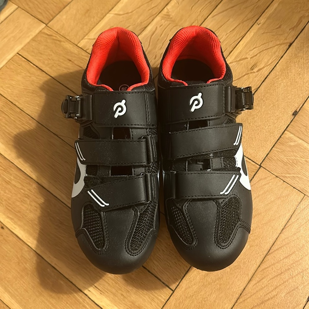 Peloton Cycling Shoes size 39